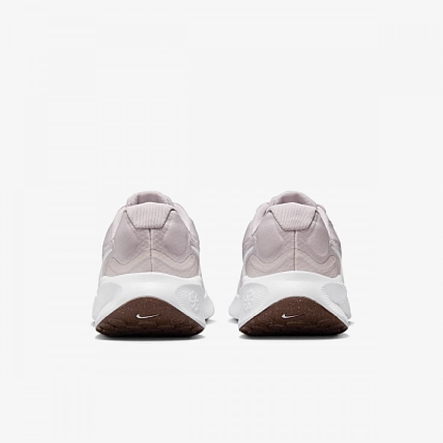 NIKE Tenisice Revolution 7 