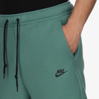 NIKE Kratke hlače Sportswear Tech Fleece 