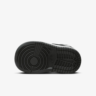 NIKE Tenisice Jordan 1 SE 