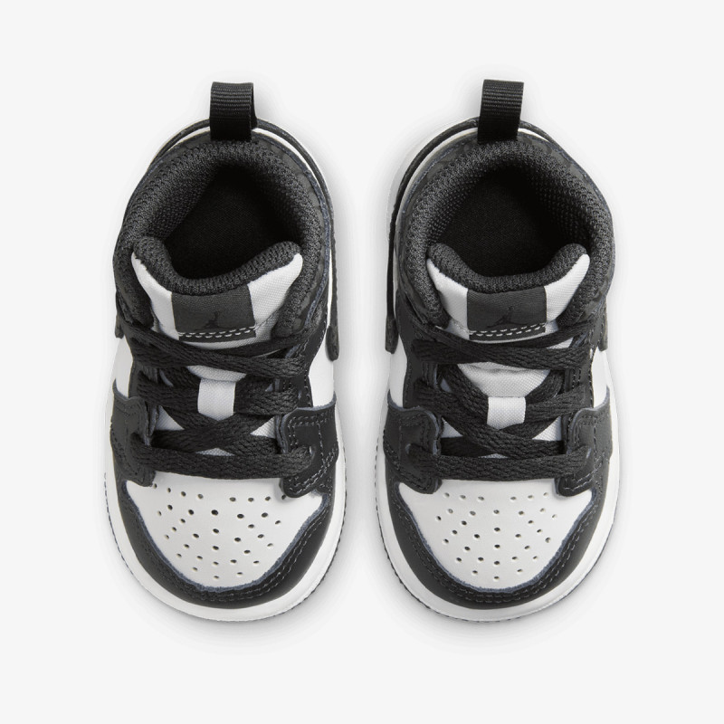 NIKE Tenisice Jordan 1 SE 