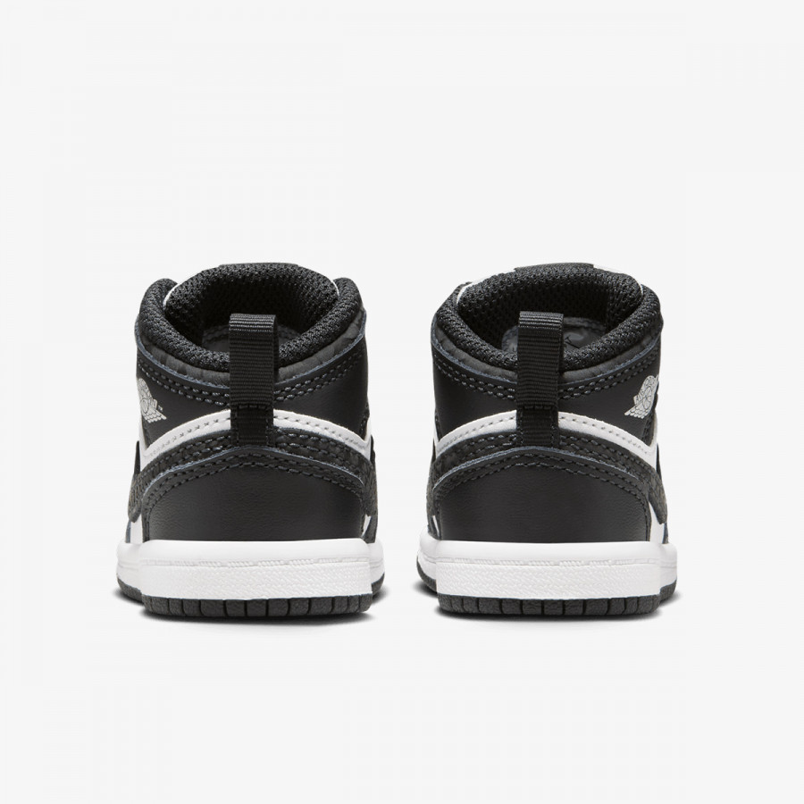 NIKE Tenisice Jordan 1 SE 