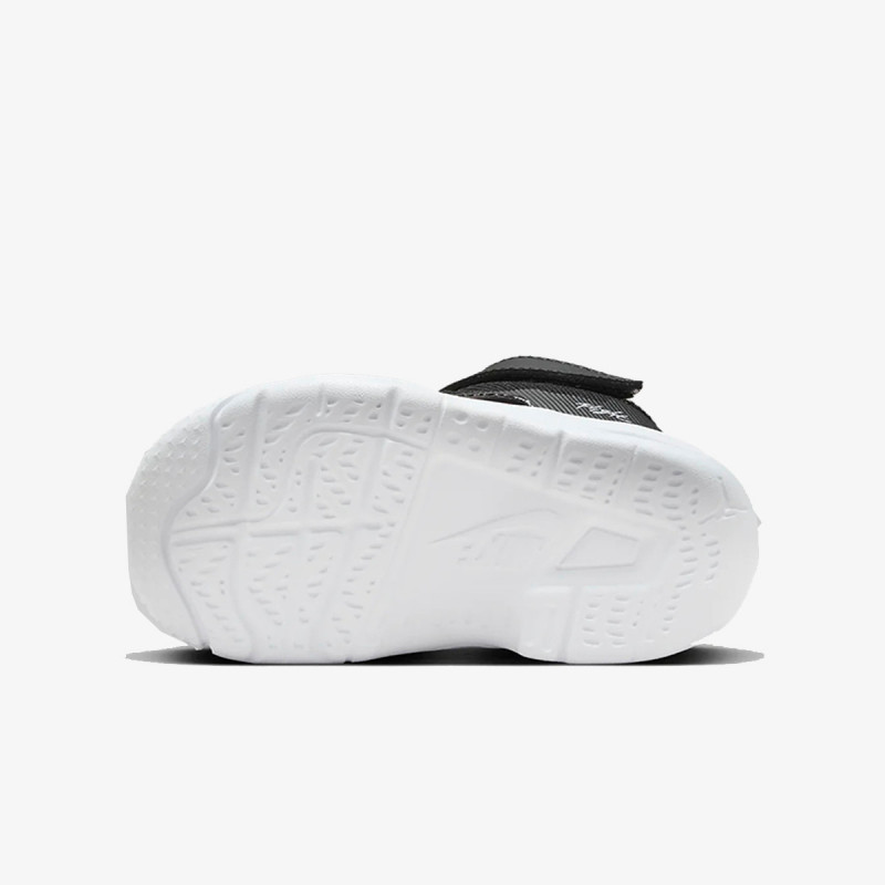 NIKE Tenisice Stay Loyal 3 