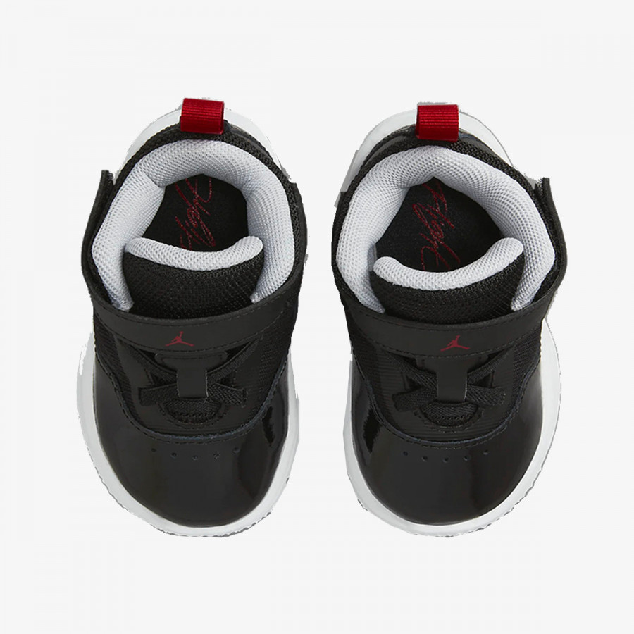 NIKE Tenisice Stay Loyal 3 