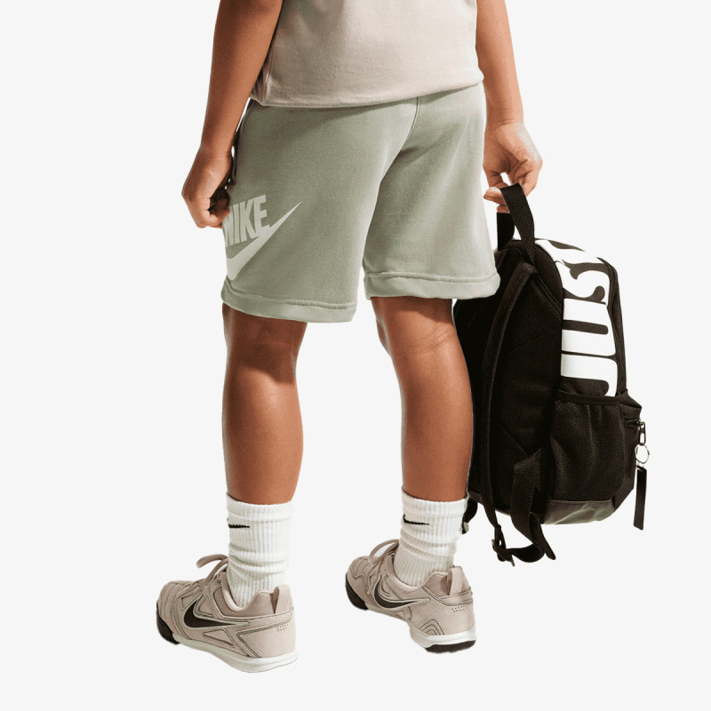 NIKE Kratke hlače Club 