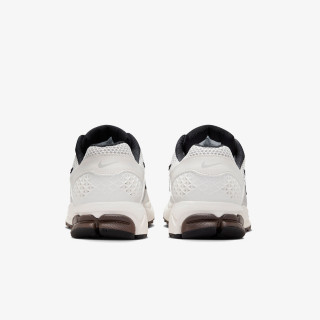 NIKE Tenisice W NIKE ZOOM VOMERO 5 