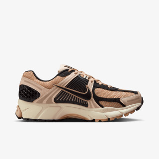 NIKE Tenisice W NIKE ZOOM VOMERO 5 