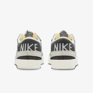 NIKE Tenisice BLAZER LOW '77 JUMBO SE TR72 