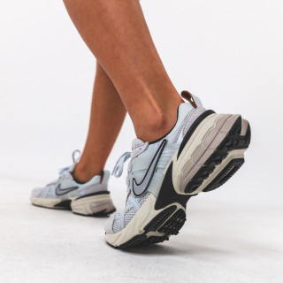 NIKE Tenisice W NIKE V2K RUN C.O.R. 