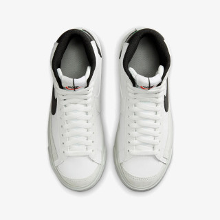 NIKE Tenisice Blazer Mid '77 SE 
