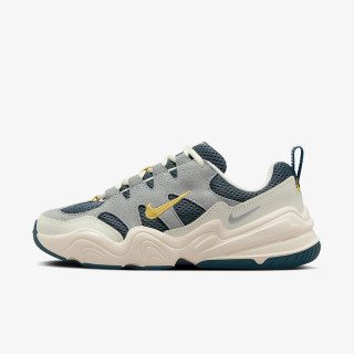 NIKE Tenisice WMNS NIKE TECH HERA 