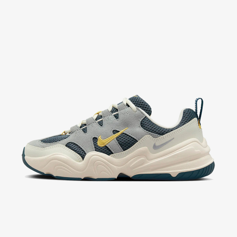NIKE Tenisice WMNS NIKE TECH HERA 