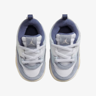NIKE Tenisice Air Jordan 4 RM 