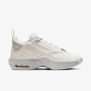 NIKE Tenisice Jordan Max Aura 6 