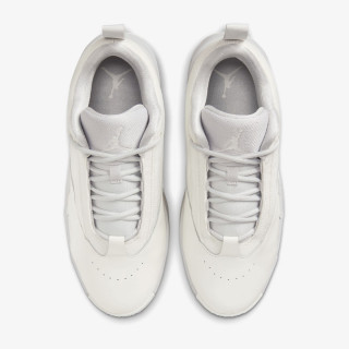 NIKE Tenisice Jordan Max Aura 6 