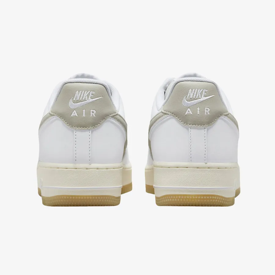 NIKE Tenisice NIKE AIR FORCE 1 '07 SN 