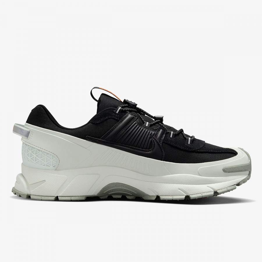 NIKE Tenisice Vomero Roam 