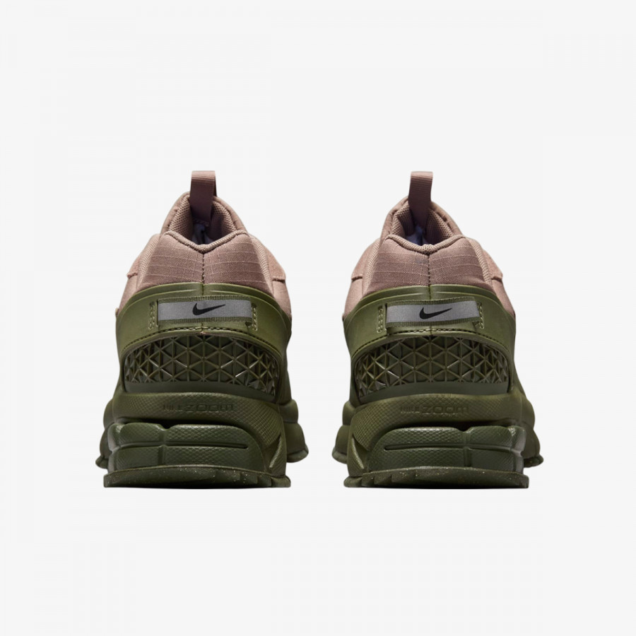 NIKE Tenisice Vomero Roam 