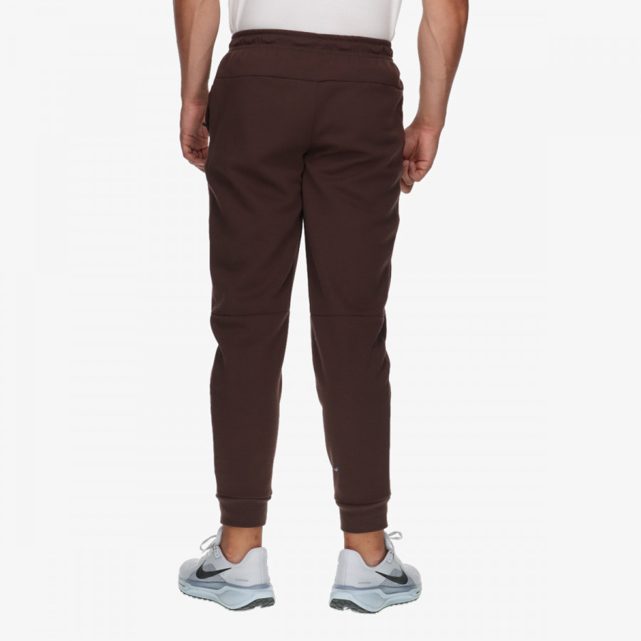 NIKE Donji dio trenirke M NK DF UV PRIMARY JOGGER PANT 