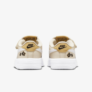 NIKE Tenisice Force 1 Low SE EasyOn 