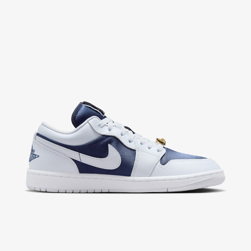 NIKE Tenisice WMNS AIR JORDAN 1 LOW SE 