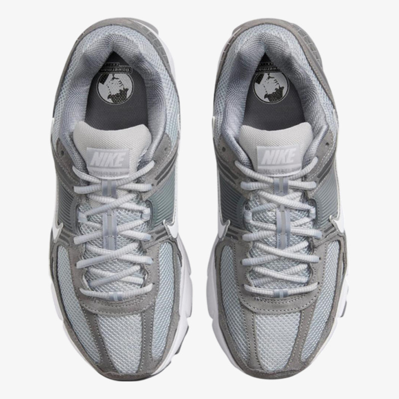NIKE Tenisice NIKE ZOOM VOMERO 5 SDE 