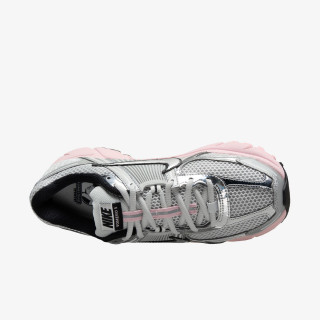 NIKE Tenisice Vomero 5 