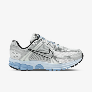 NIKE Tenisice Vomero 5 