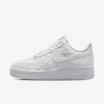 NIKE Tenisice WMNS AIR FORCE 1 '07 SE 