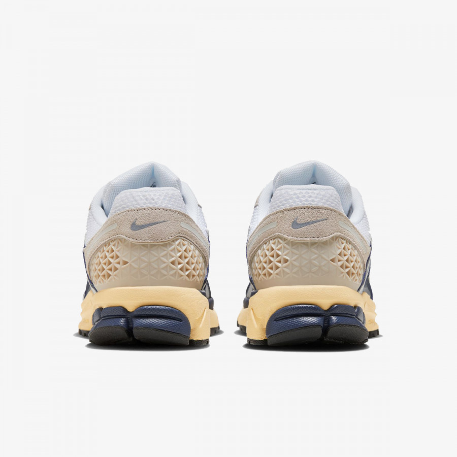 NIKE Tenisice NIKE ZOOM VOMERO 5 NCPS 