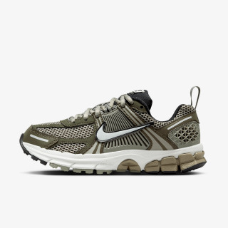 NIKE Tenisice VOMERO 5 BG 