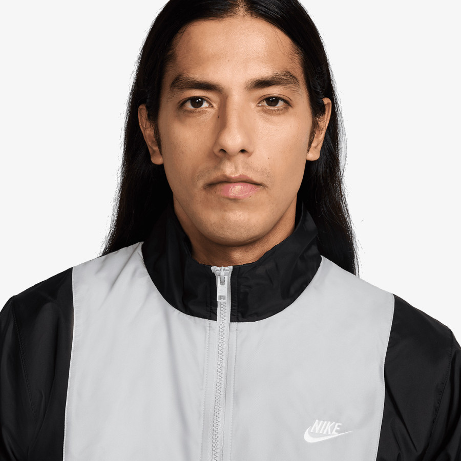NIKE Trenirka Academy 