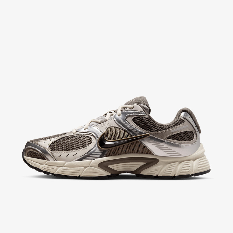 NIKE Tenisice NIKE V5 RNR 