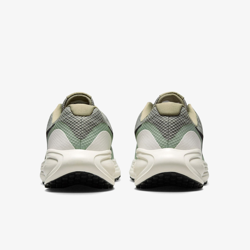 NIKE Tenisice NIKE REVOLUTION 8 