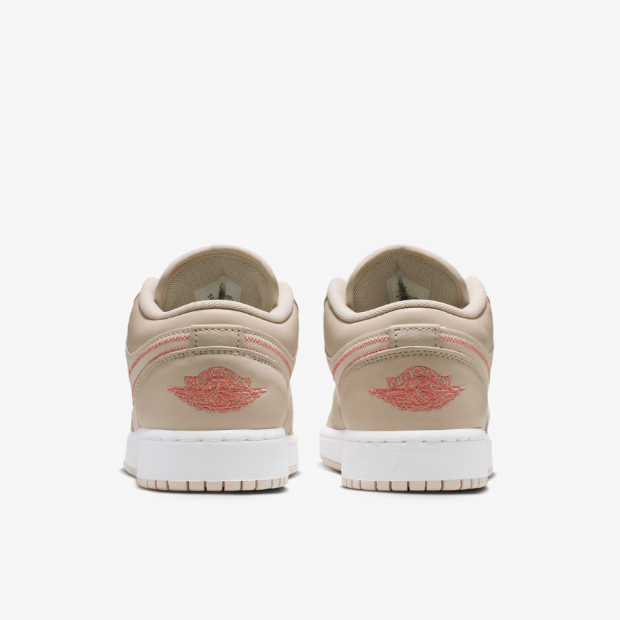 NIKE Tenisice AIR JORDAN 1 LOW SE UNI2 BG 