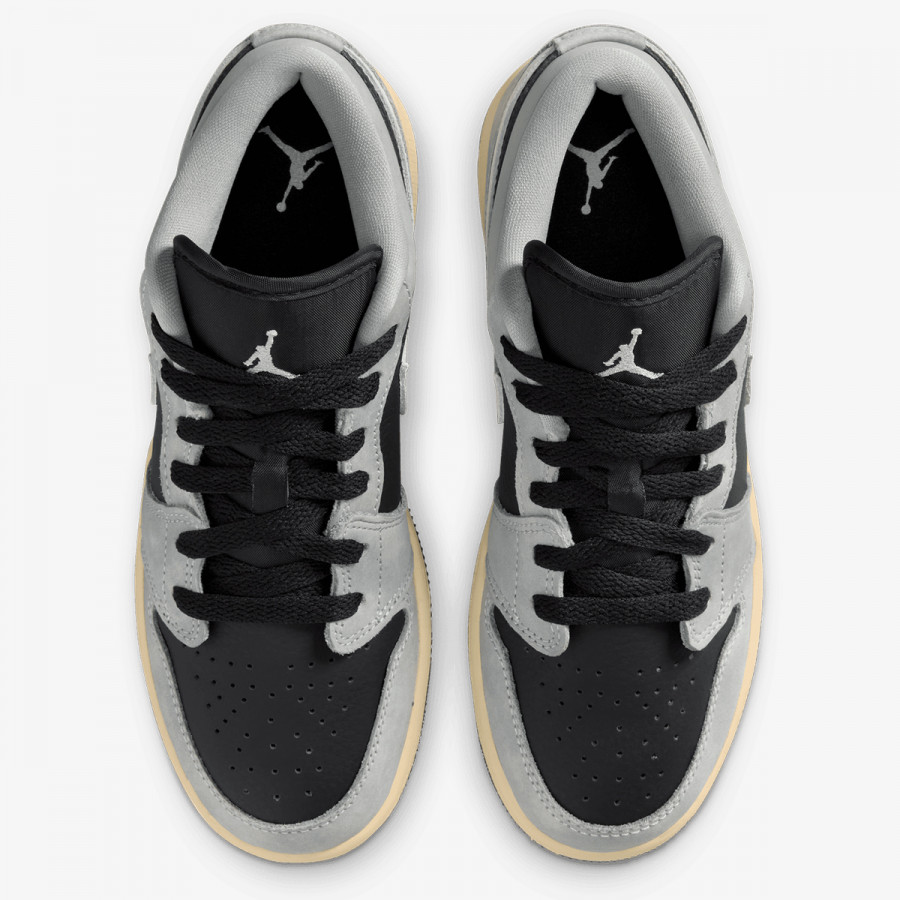 NIKE Tenisice AIR JORDAN 1 LOW SE BG 