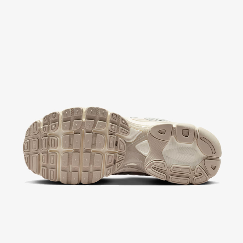 NIKE Tenisice W NIKE AIR MAX MOTO 2K 