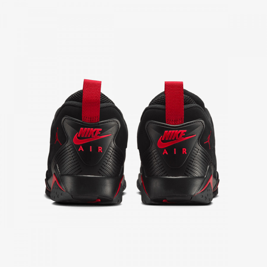 NIKE Tenisice AIR JORDAN 7 RM 