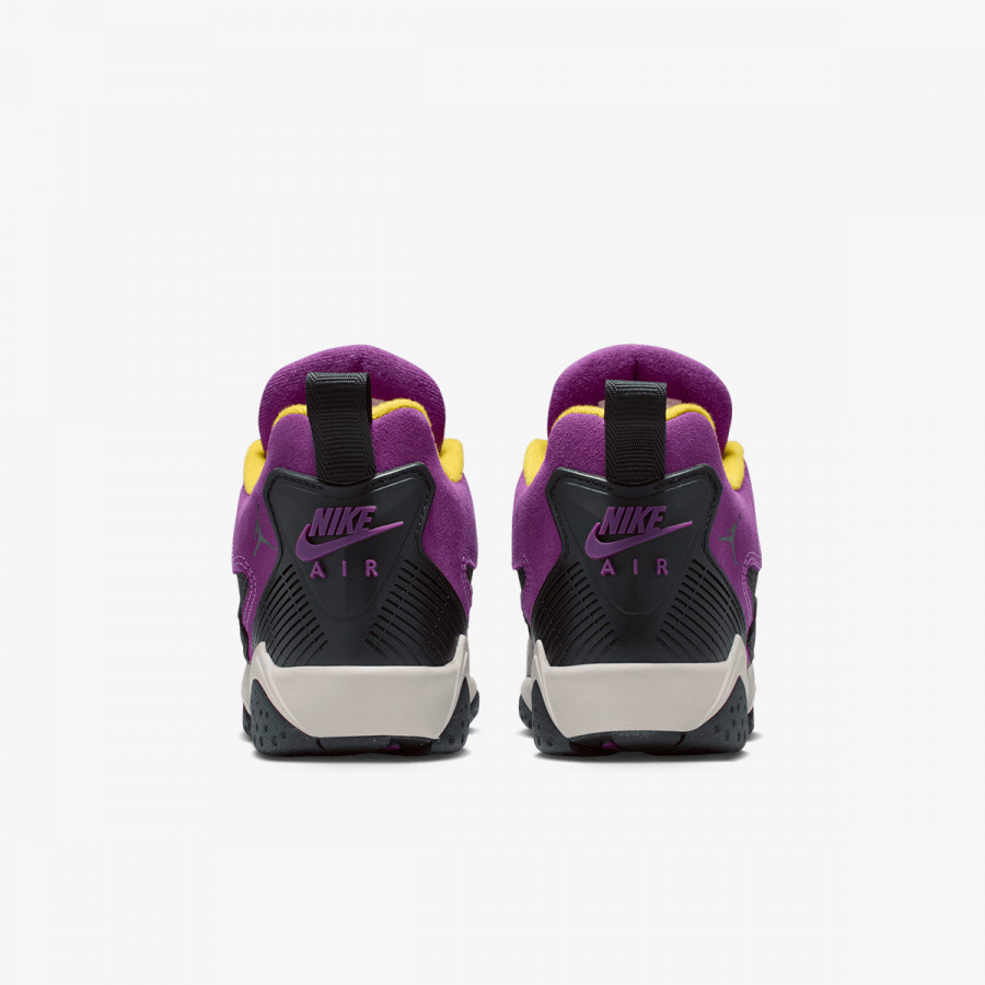 NIKE Tenisice AIR JORDAN 7 RM BG 