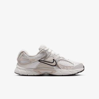 NIKE Tenisice NIKE V5 RNR BG 