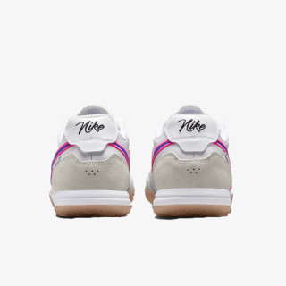 NIKE Tenisice Streetgato 