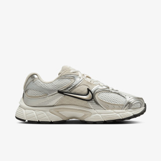 NIKE Tenisice W NIKE V5 RNR 
