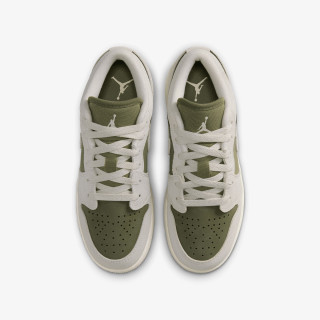 NIKE Tenisice AIR JORDAN 1 LOW SE BG 