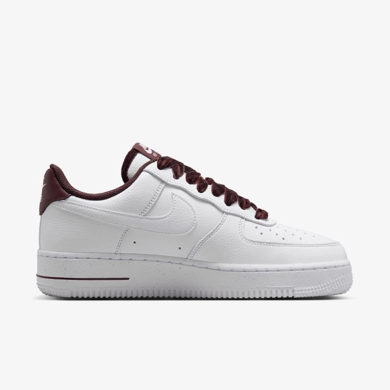 NIKE Tenisice W AIR FORCE 1 '07 LACE 