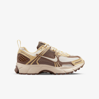 NIKE Tenisice VOMERO 5 BG CN 