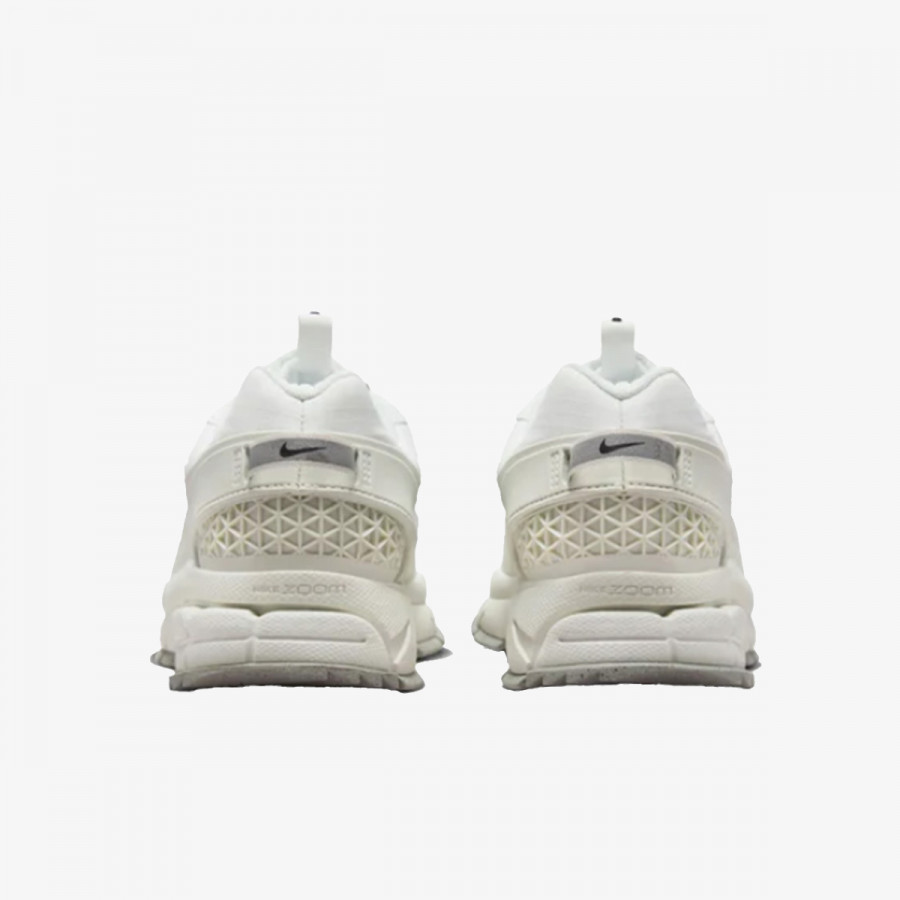 NIKE Tenisice W NIKE ZOOM VOMERO ROAM 