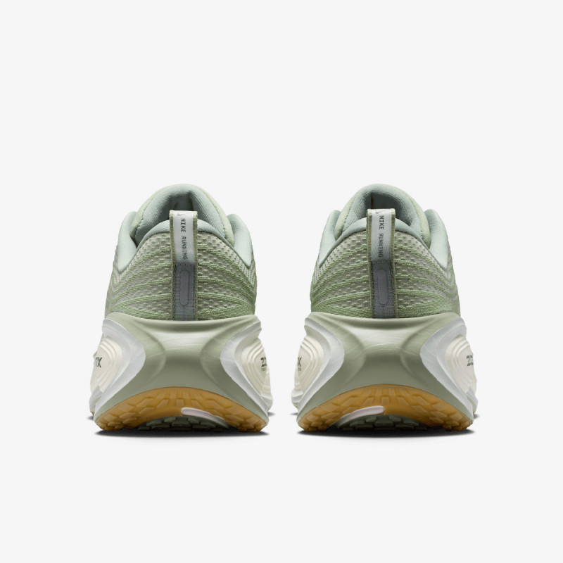 NIKE Tenisice NIKE VOMERO PLUS 