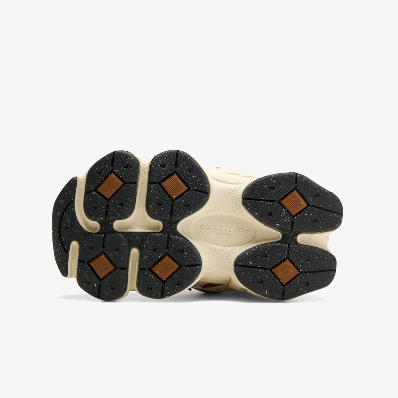 NEW BALANCE Tenisice K 9060 