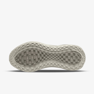 NIKE Tenisice Vomero Plus SE 