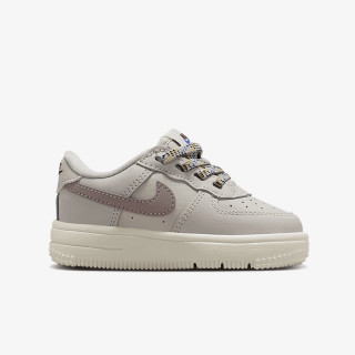 NIKE Tenisice FORCE 1 LOW EASYON LV8 1 BT N 