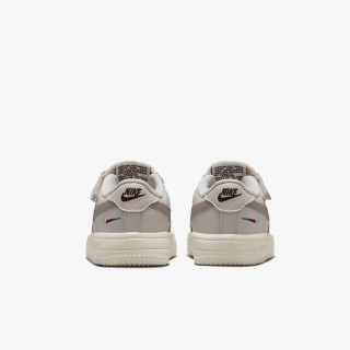 NIKE Tenisice FORCE 1 LOW EASYON LV8 1 BT N 